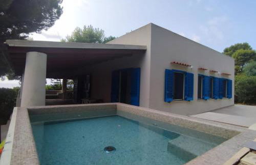 Ustica Mari e Carlo Contrada Ogliastrello - Foto 1