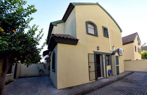 WonderStays Chalet El Naranjo - Photo 21