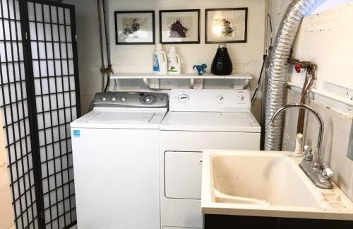 ~*Pet Friendly 30min to Downtown*~ THE BOSTONIAN - Foto 12