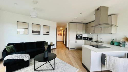 Modern 2Bed 2Bath Maidstone Apt - Parking, WiFi, Balcony - Perfect Long Stay - Foto 2