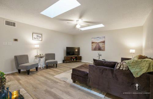 AT&T, Globe Life, Six Flags - Updated Comfy Home - Foto 4