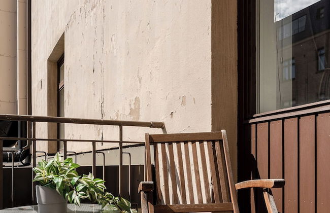 Historical 2BR Apartment with Sauna & Great Location - Foto 20