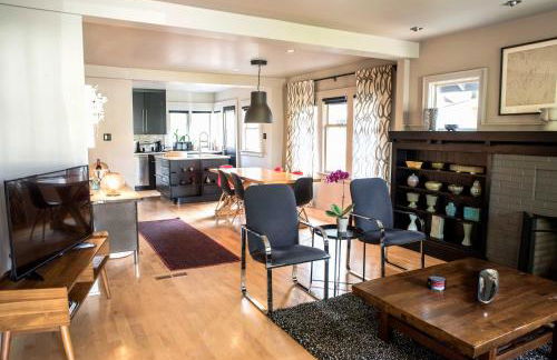 Updated Tacoma Home with Patio 3 Mi to Downtown - Foto 2