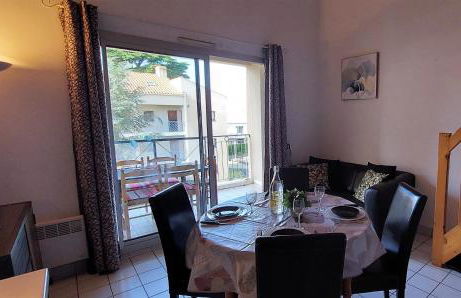 APPARTEMENT AU CALME AVEC PISCINE ET PARKING dans résidence securisée - Foto 2