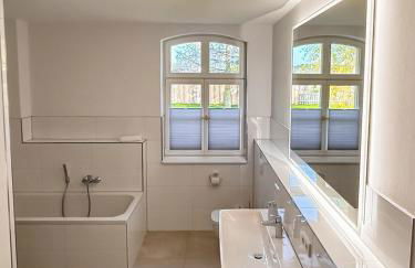 Gutshof in Liepe, 2 hochwertige Ferienwohnungen auf 280 qm, kombinierbar bis 14 Personen - Foto 18