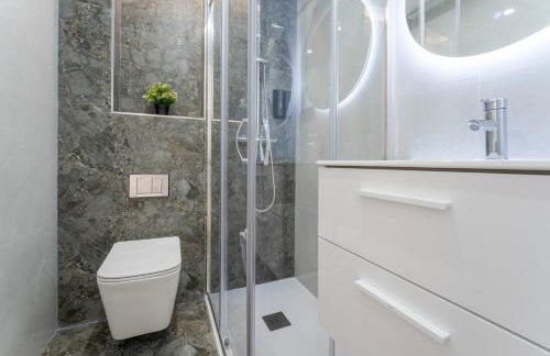 Piso Exclusivo con 5 Dormitorios en el Corazón de Tarragona - Foto 37