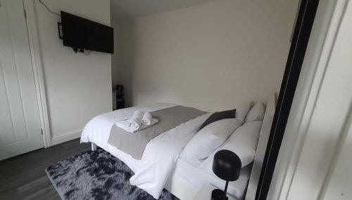 Private Room Sleeps 2 with Ensuite & Parking - Foto 2