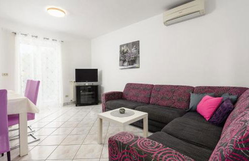 4 Bedroom Stunning Home In Jurani - Foto 3