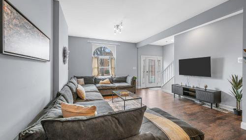 The Modern Family Retreat ABODEbucks - Foto 5