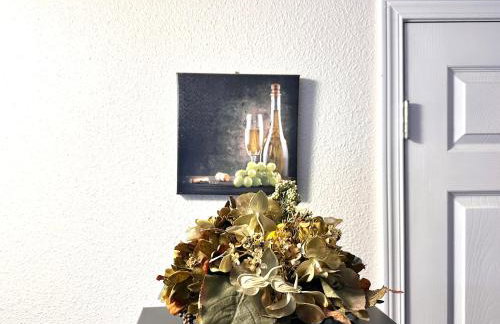 Emerald City Studio Suite - Photo 30