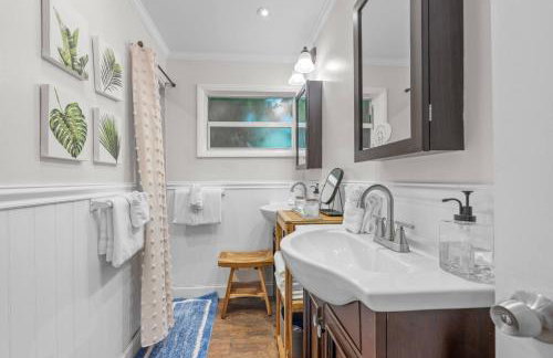 2 Homes • Hot Tubs x2 • Heated Pool • Fire Pit - Foto 63