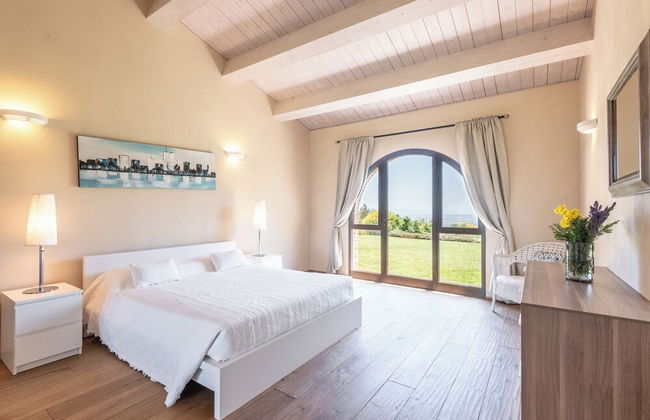 Villa Falco With Terrace and Garden - Cignella Resort Tuscany - Photo 8