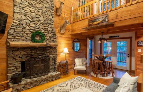 Cozy Cabin Smoky Mountains - Hot tub, pool, & golf - Foto 5
