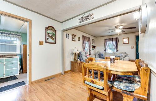 Charming Spirit Lake Home - 6 Mi to Arnolds Park! - Foto 7