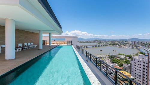 Studios Tower by Viva - Prédio com piscina e estacionamento no centro de Floripa - Foto 2
