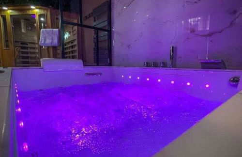 Krystalisya Room Suite Spa Privatif Sauna Jacuzzi Siege Massant - Foto 14