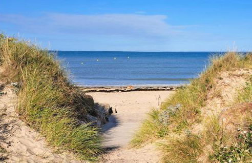 Lovely Home In Saint-Germain-Sur-Ay - Foto 8