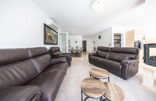 Grand Gîte Nature à Jezainville - Clim, Jardin Privé & Terrasse - 7 lits - Foto 10