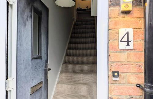 Compton Apartment with free parking - Photo 27