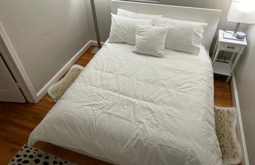 Single Family House in Arlington - Photo 7