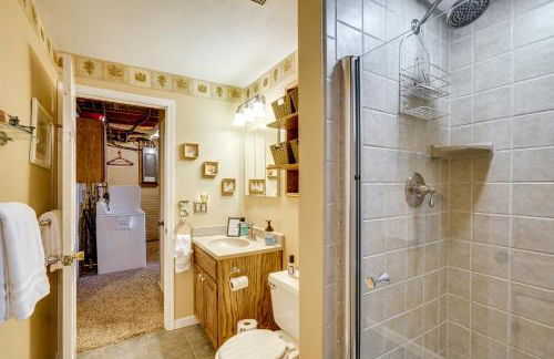 Lakefront and Dog-Friendly Gem in Gravois Mills - Foto 15