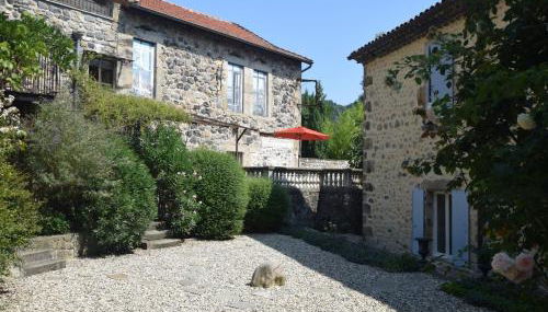 Holiday Home in Ardèche near Château de Ventadour - Photo 4