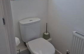 Well Furnished 3 Bedroom House in a cosy estate in Bolton - Foto 21