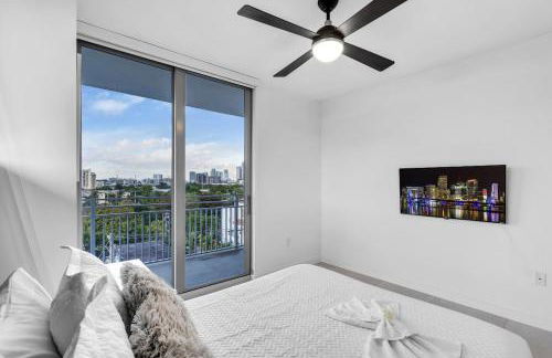 Brickell Border 3BR by Untitled Stay - Photo 3