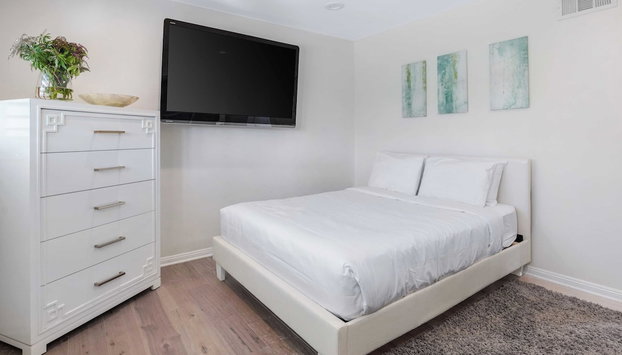 Luxury Oasis w/ Pool + Hot Tub, Fire Pit, Pool Table Flight Ave by Avantstay - Foto 3, Interior