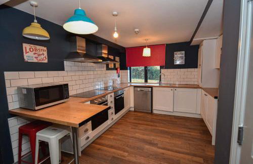 Spacious 7 Bedroom Budget Apartment in Headingley - Photo 18
