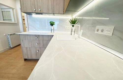 Miramar Luxurious apartment, 3 double rooms for 6 guests, free parking, terrace, new - Foto 28