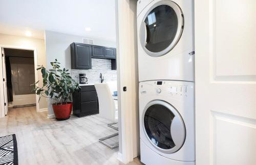 Cozy Morningside House with Fiber Internet - Foto 13