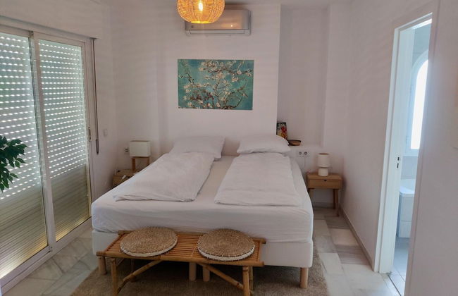 Relaxed Retreat With Pool - Photo 5