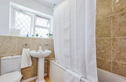 Surehaven Stays 3 Bedroom House Braintree - Foto 11