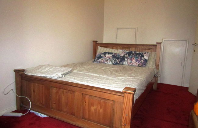 House with a garden in Arnos Grove - Foto 4