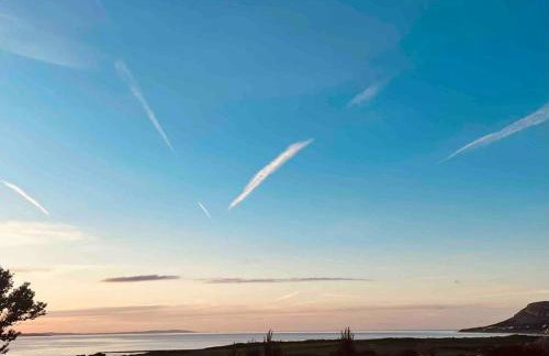 Gorwel is an Art Deco 1930s villa with sea views - Foto 14