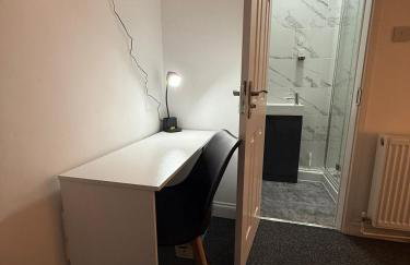 Cosy Six Bedroom House in Bedford Town - Foto 8