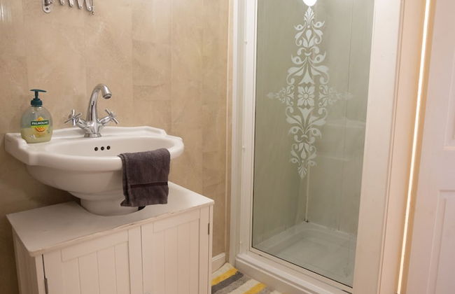 Sandgate 2-bed Apartment in Ayr Central Location - Foto 14