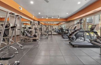 Luxury Skyline Escape, FIFA World Cup, King Bed, Free Parking, DT View, Sauna - Foto 5