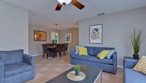 Ybor Casita! 3-Bedrooms Steps away from Centro Ybor! - Photo 1