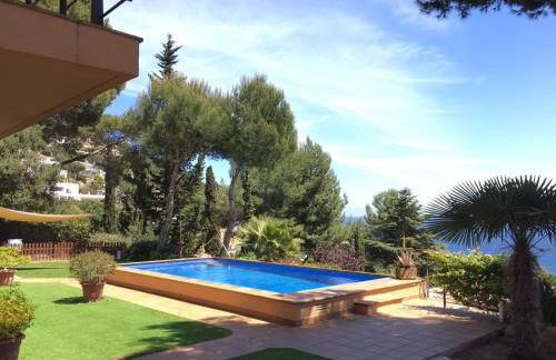 VILLA LA CALA with swimming pool & sea view, 10 min walk from the sea - Photo 4