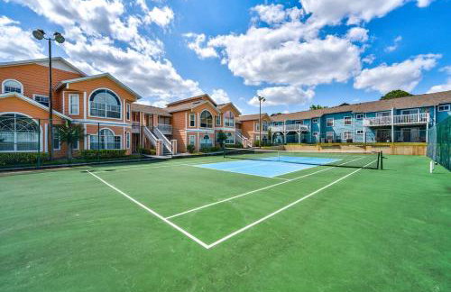 Familiar Retreat with Resort Access Near Disney - Foto 46