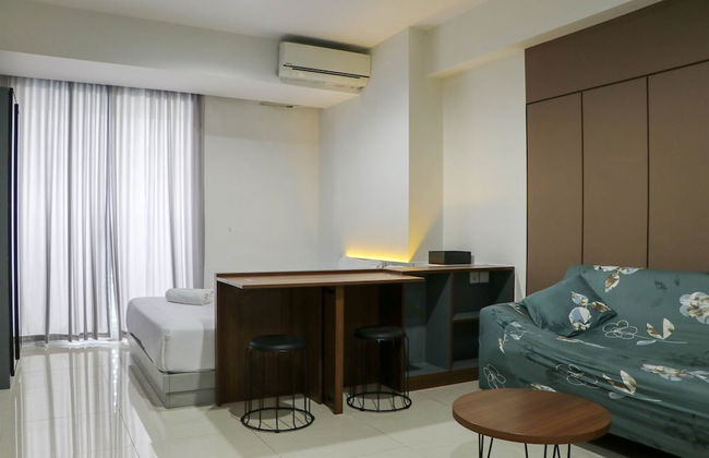 Beautiful Pool View Homey Spacious Studio At West Vista Apartment - Foto 12