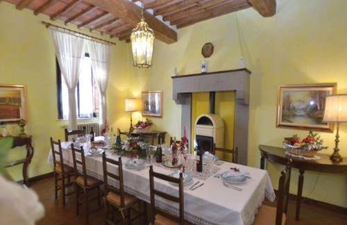 Villa in Uzzano with Private Pool & Garden - Foto 3