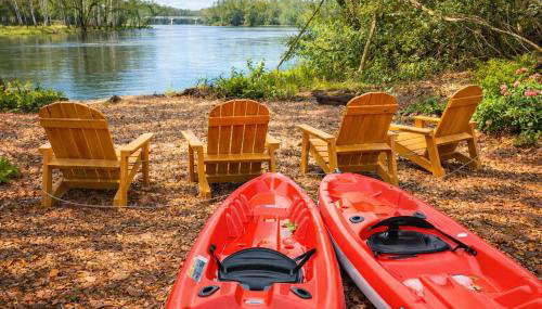 RiverEdge Haven Hot Tub, 5 Beds, Kayaks Near ND - Foto 4