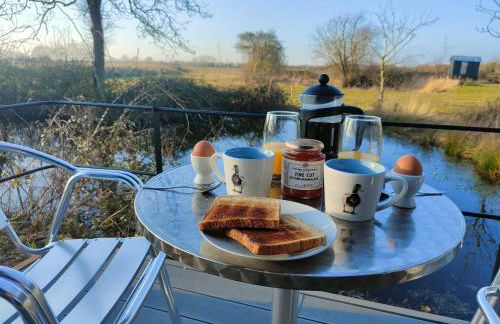 The Water Shack - Amazing tiny house retreat - Foto 17