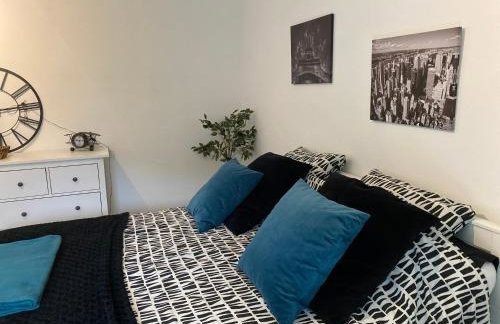 Studio Chaleureux Tout équipé - Wifi - Parking gratuit - Proche de la Nature - Foto 2