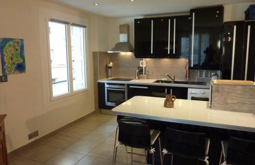 Lyon Superbe Appartement Parc Tête d'Or 95 M2 Clim Parking - Foto 5