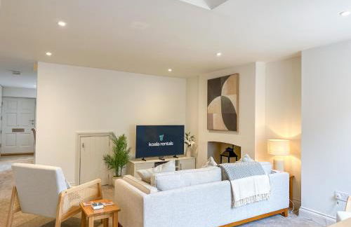 Modern Canterbury 3 Bedroom Townhouse - Pets Welcome & Free Parking - Foto 9