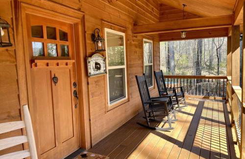 2 bed Cabin HOT TUB close to Helen #16 - Photo 8